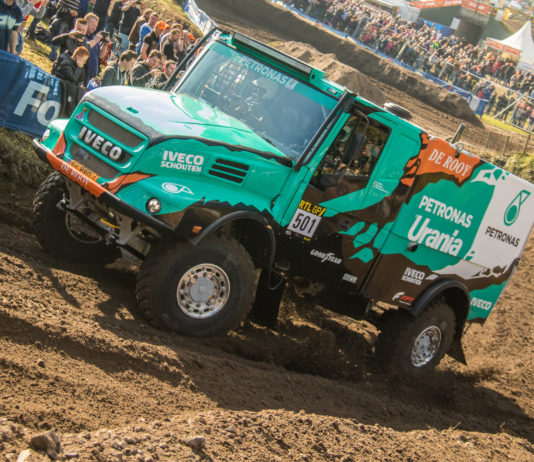 De Rooy Team Aims to Win the 2017 Dakar Rally on Goodyear Truck Tyres