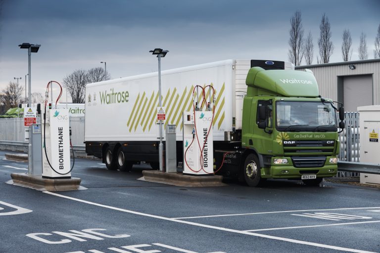 Supermarket first to use food-fuelled trucks