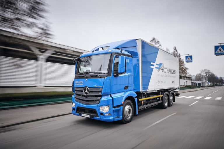 Mercedes-Benz eActros to roll out to customers in 2018