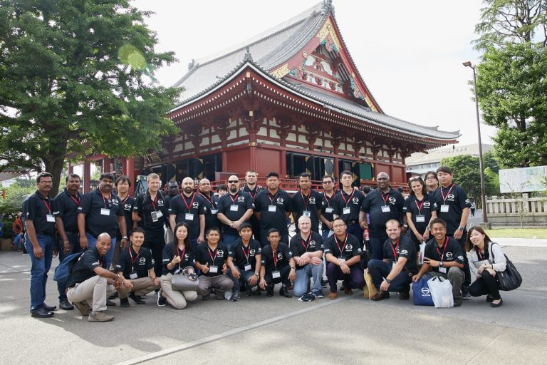 Hino rewards SA dealer staff with educational visit to Japan