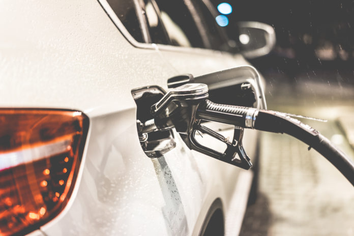 Petrol fill up by Viktor Hanacek