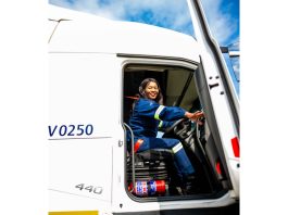 Mother of 3 Lands Top Heavy-Duty Award